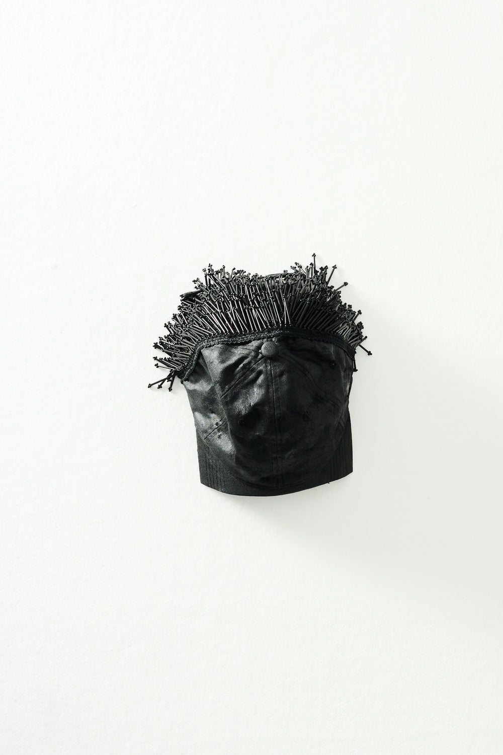 THE BEADED CAP - BLACK