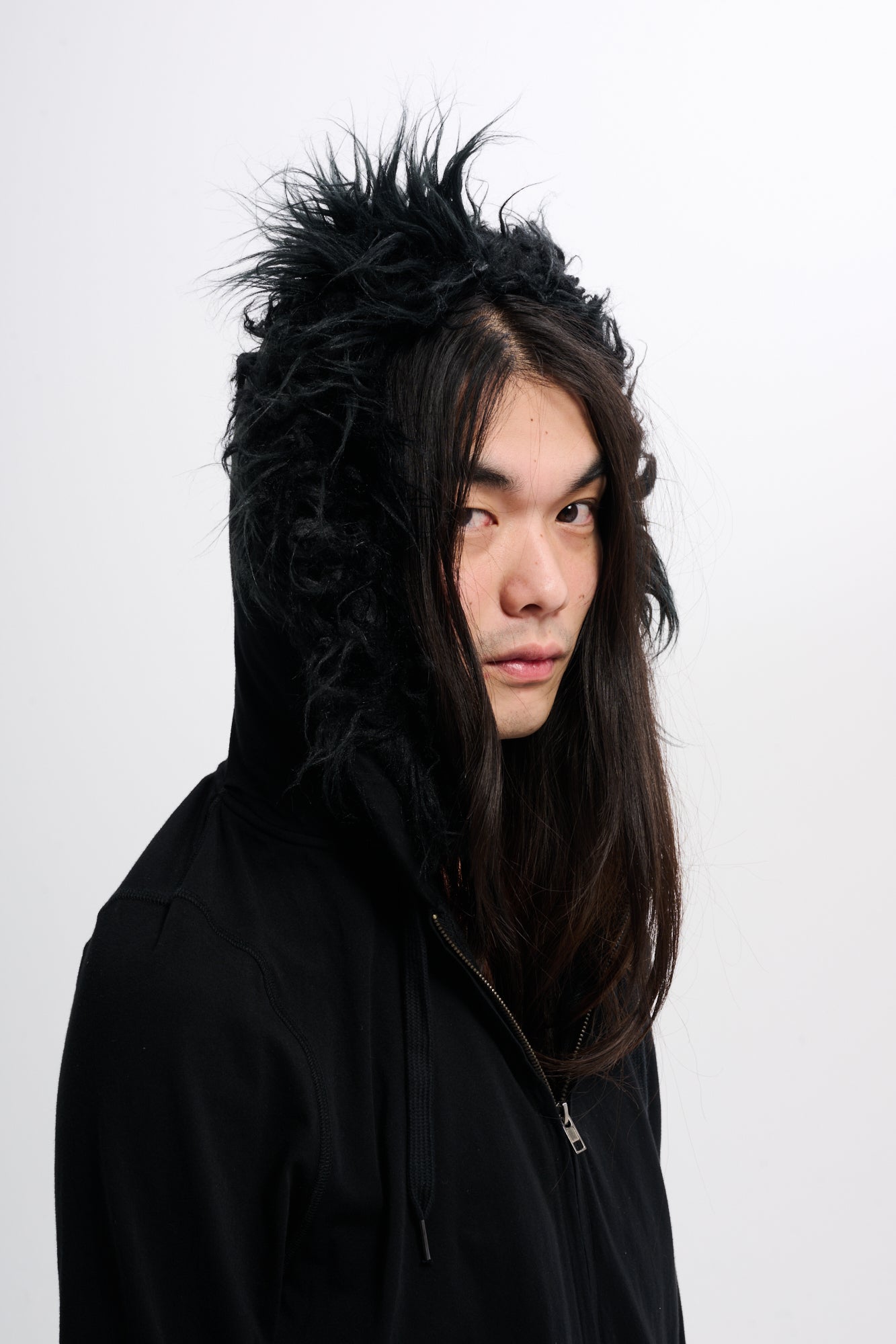 THE FUR HOOD - BLACK