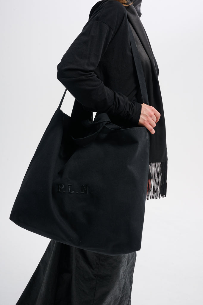 THE CLASSIC TOTE BAG - BLACK