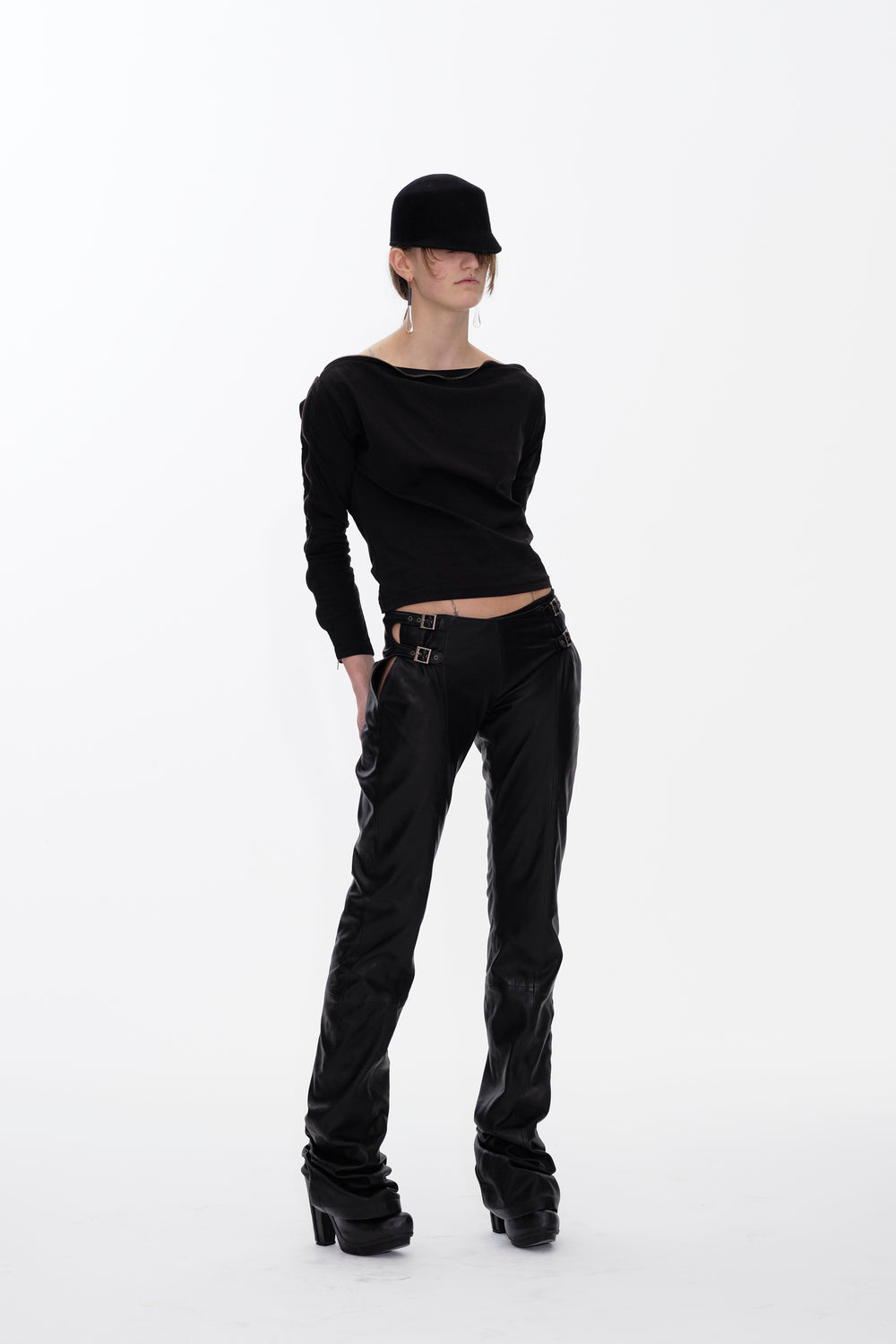 LONG SLEEVE ZIPPER SHIRT - BLACK