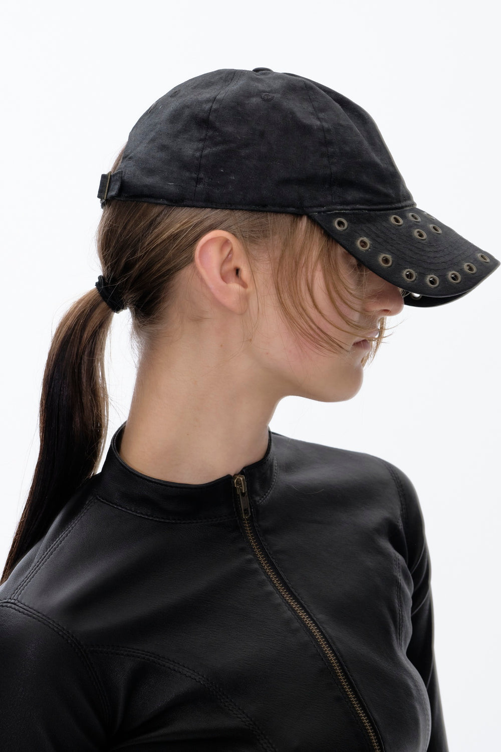 OILSKIN EYELET CAP - BLACK