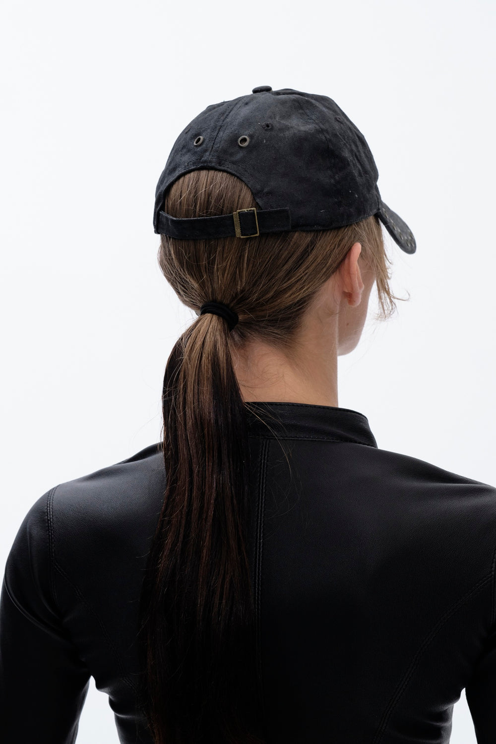 OILSKIN EYELET CAP - BLACK