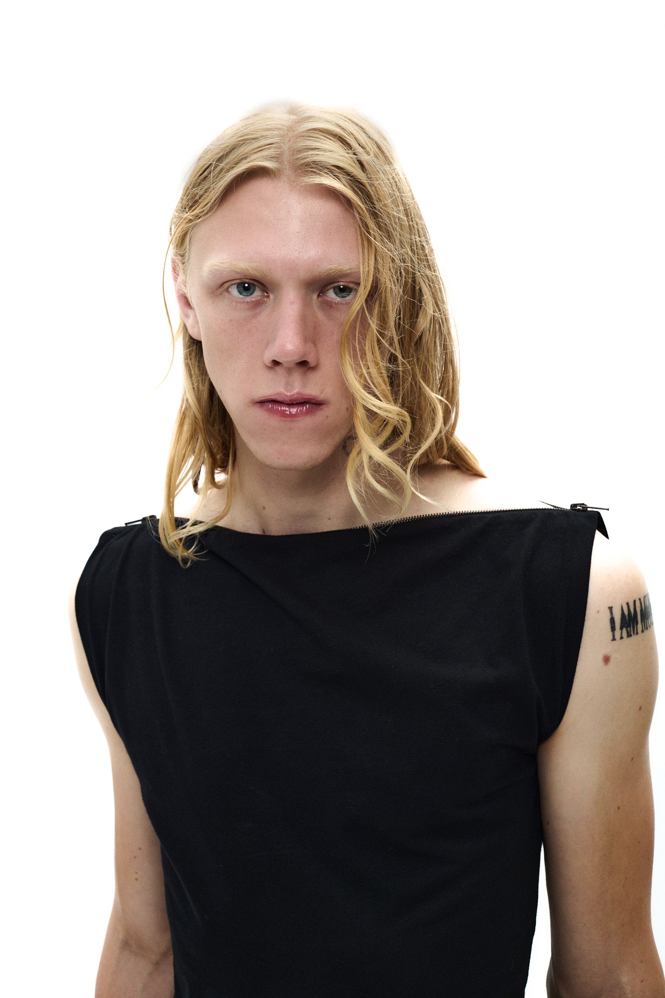 ZIP TANK TOP - BLACK