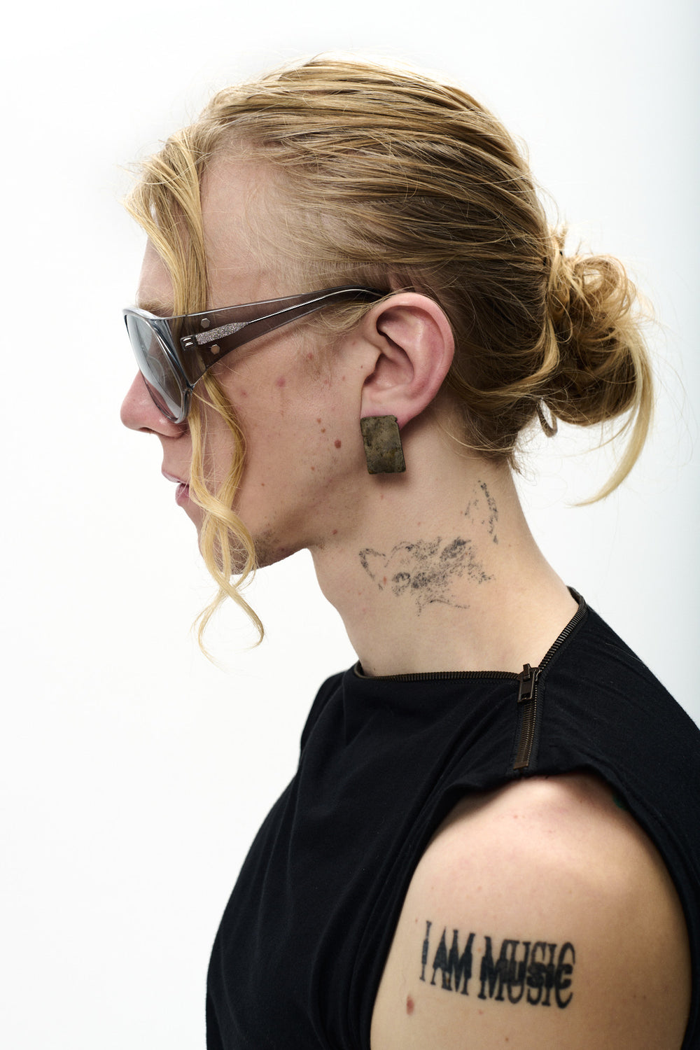 ORCA SEVEN SUNGLASSES - SMOKEY GREY