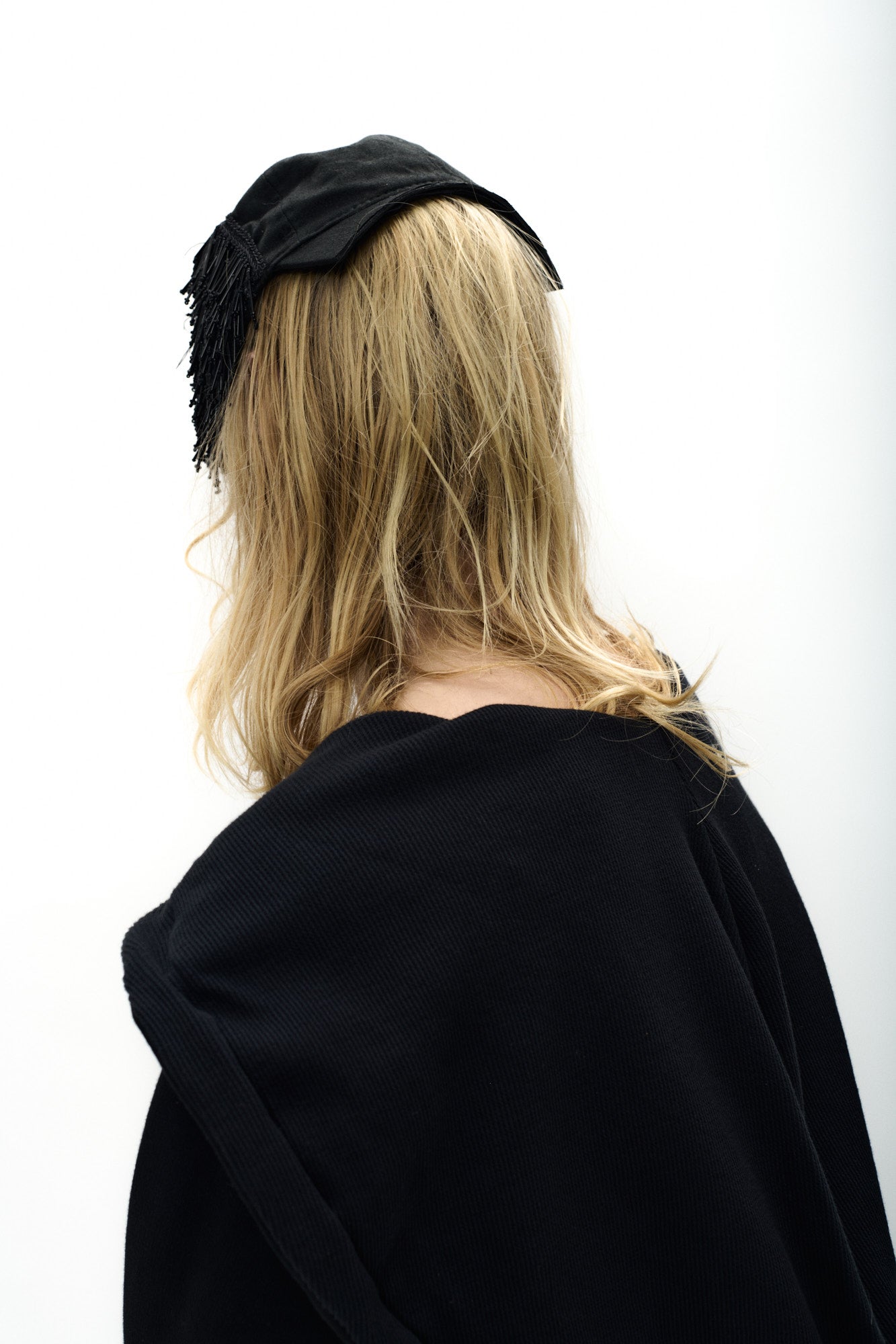 BEADED CAP - BLACK