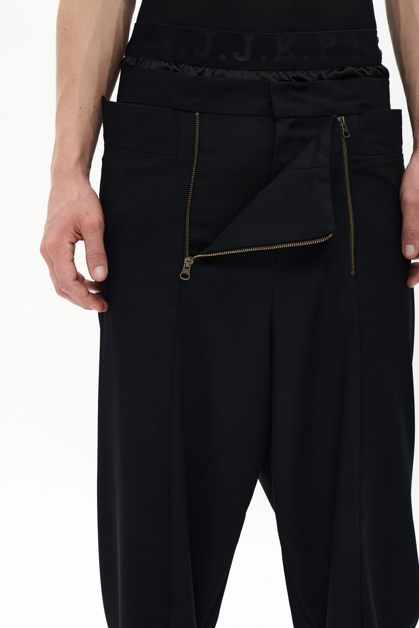 OVERSIZE SUIT PANTS - BLACK