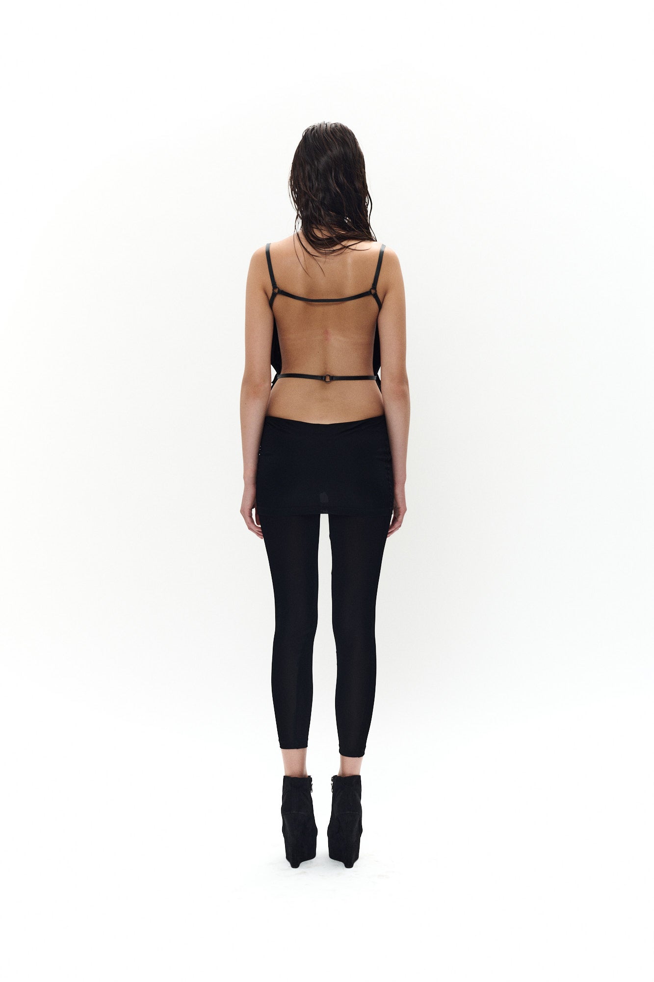 BACKLESS TOP - BLACK