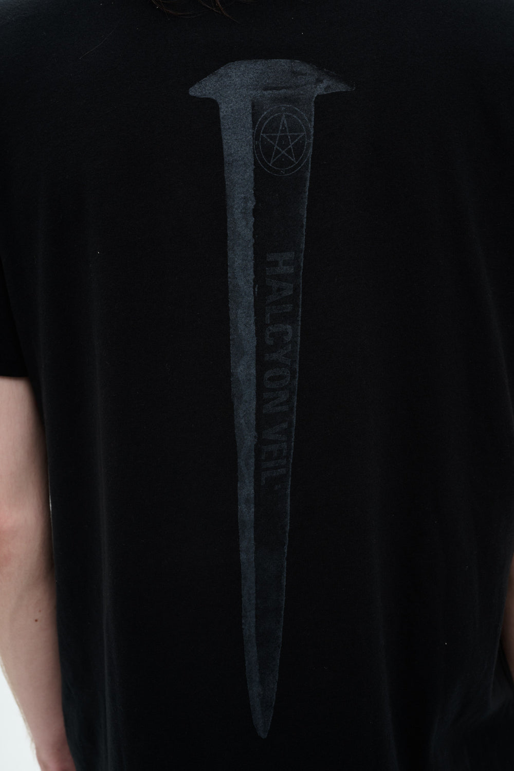 NAIL T-SHIRT - BLACK