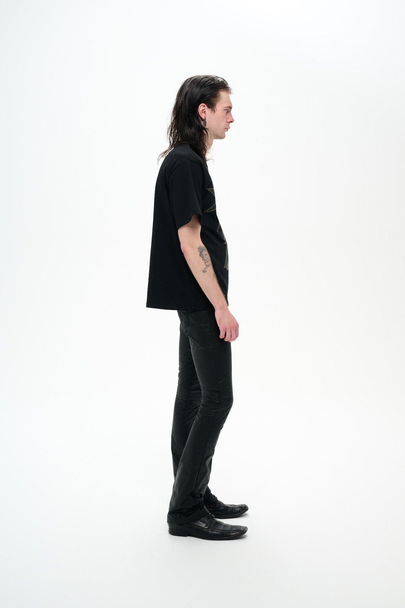 LOGO T-SHIRT - BLACK