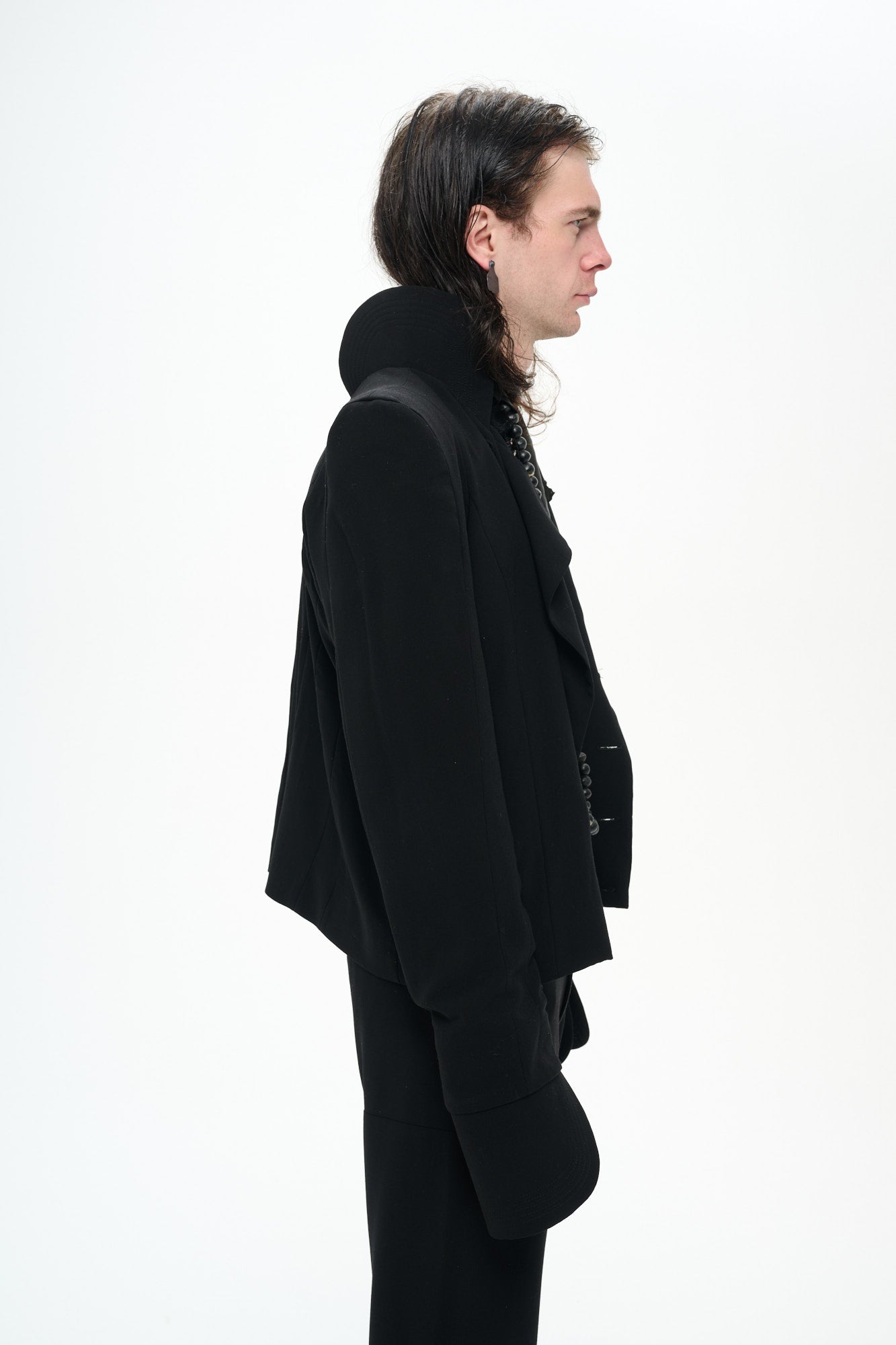 THE CAP JACKET - BLACK