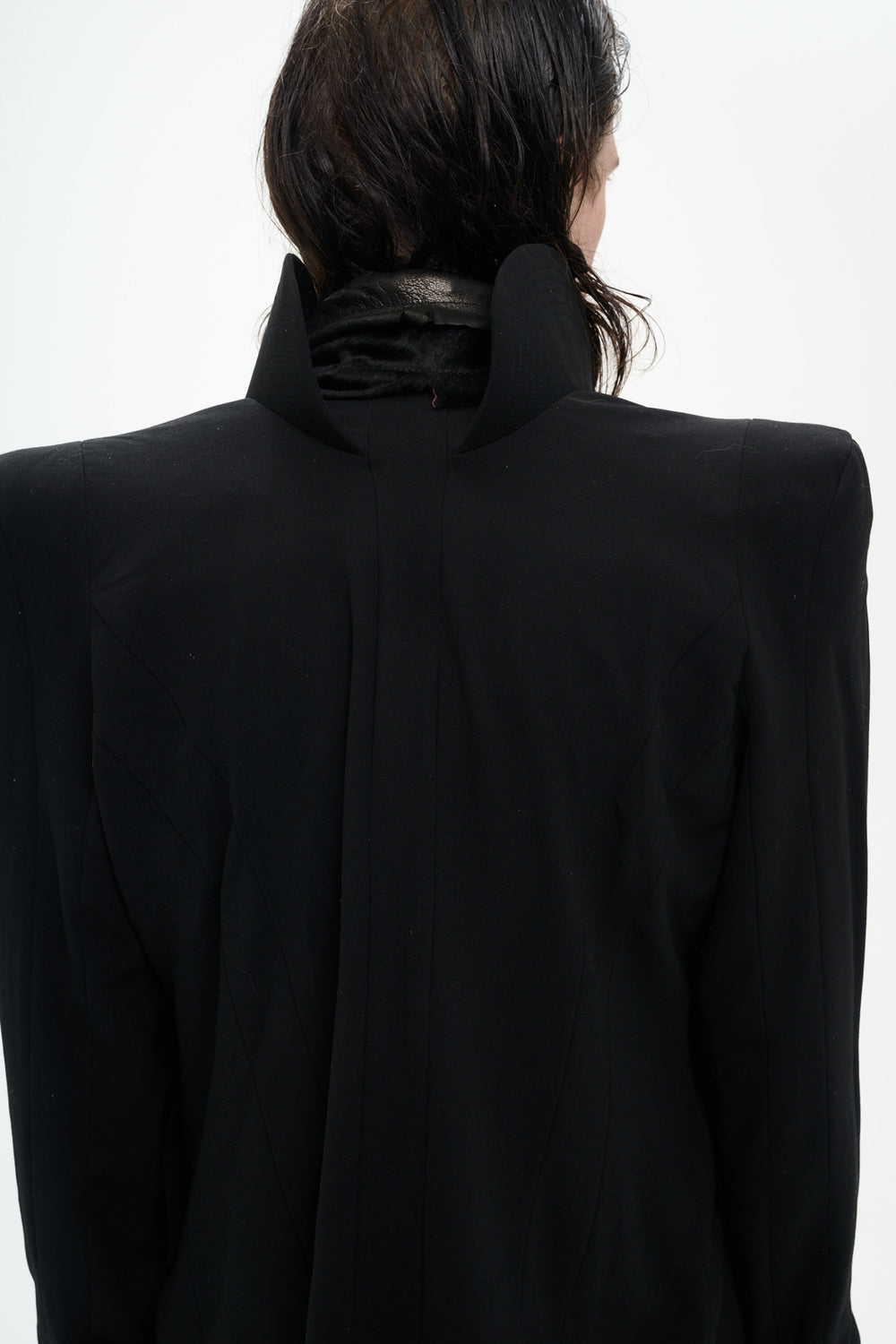 THE CAP JACKET - BLACK