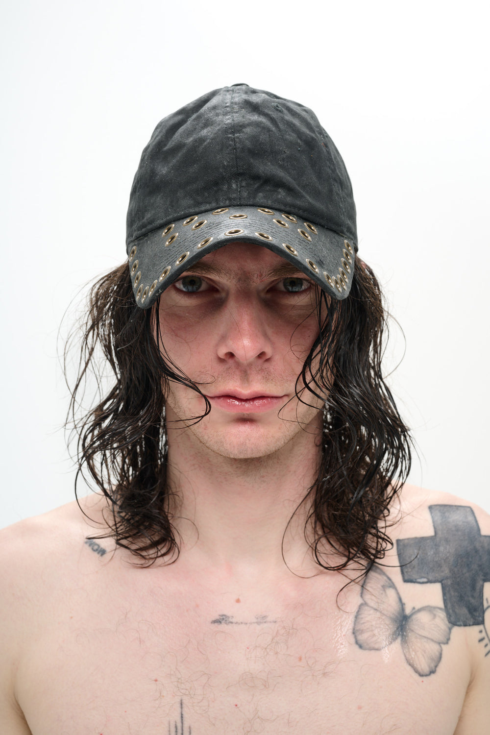 THE CLASSIC EYELET CAP - BLACK