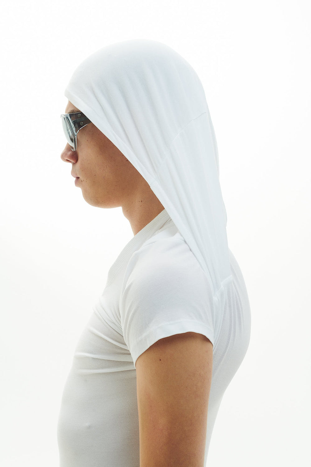 TIGHT HOODED T-SHIRT - WHITE