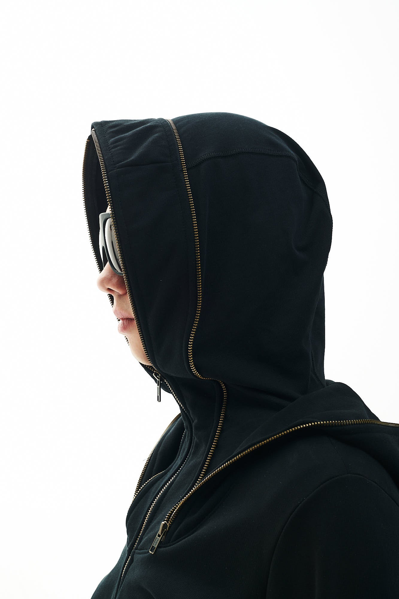 SPORTS HOODIE - BLACK